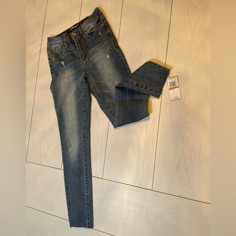 Dollhouse jeans , high waist skiny size 26/3